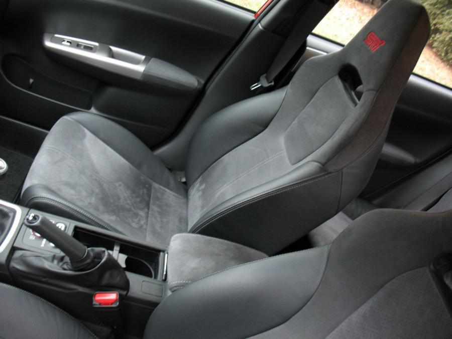  Subaru Impreza WRX STi 2008 года  (фото 14 из 57)